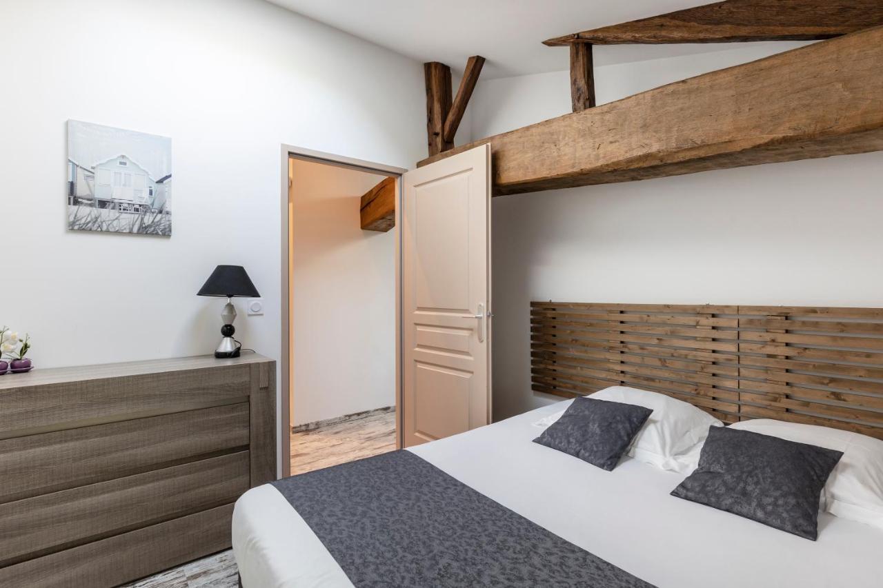 Chambres D'Hotes Chateau Pierre De Montignac Civrac-en-Medoc Экстерьер фото